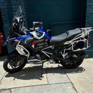 Meet your Posher, Bill